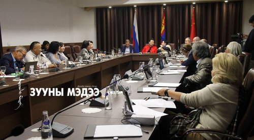 Фото: Утга зохиолын орчуулагч бол ирээдүйн мэргэжил
